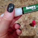 Does Krazy Glue Work on Glass?