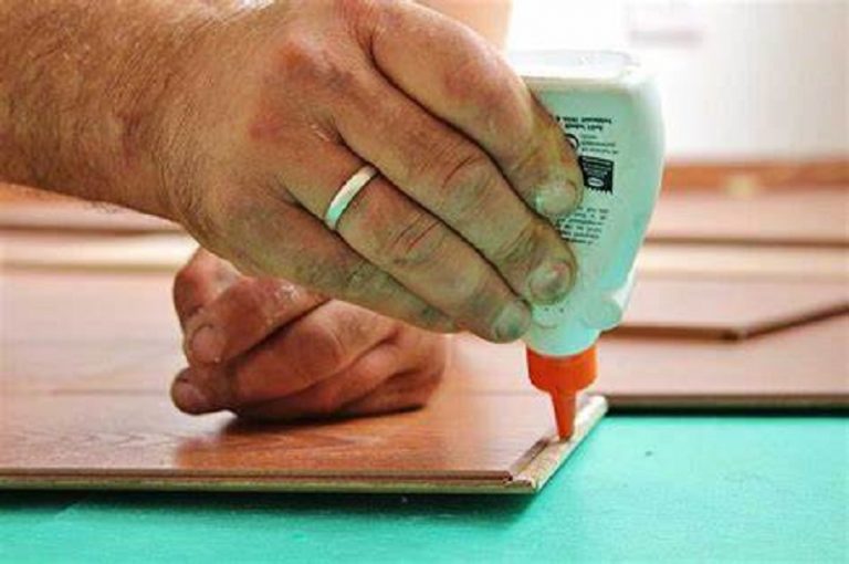 How Long Does Krazy Glue Take to Dry? Glue Things