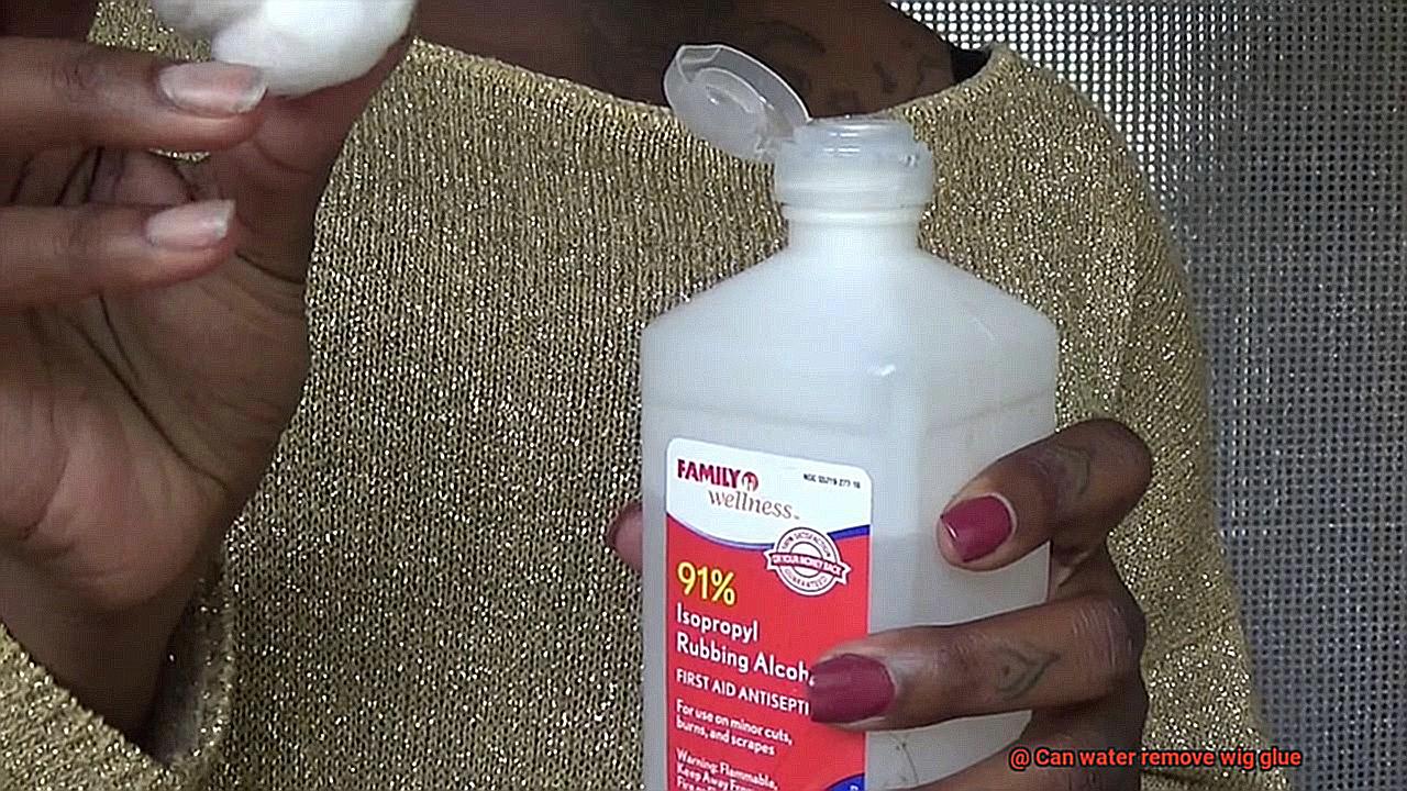 Can water remove wig glue-4