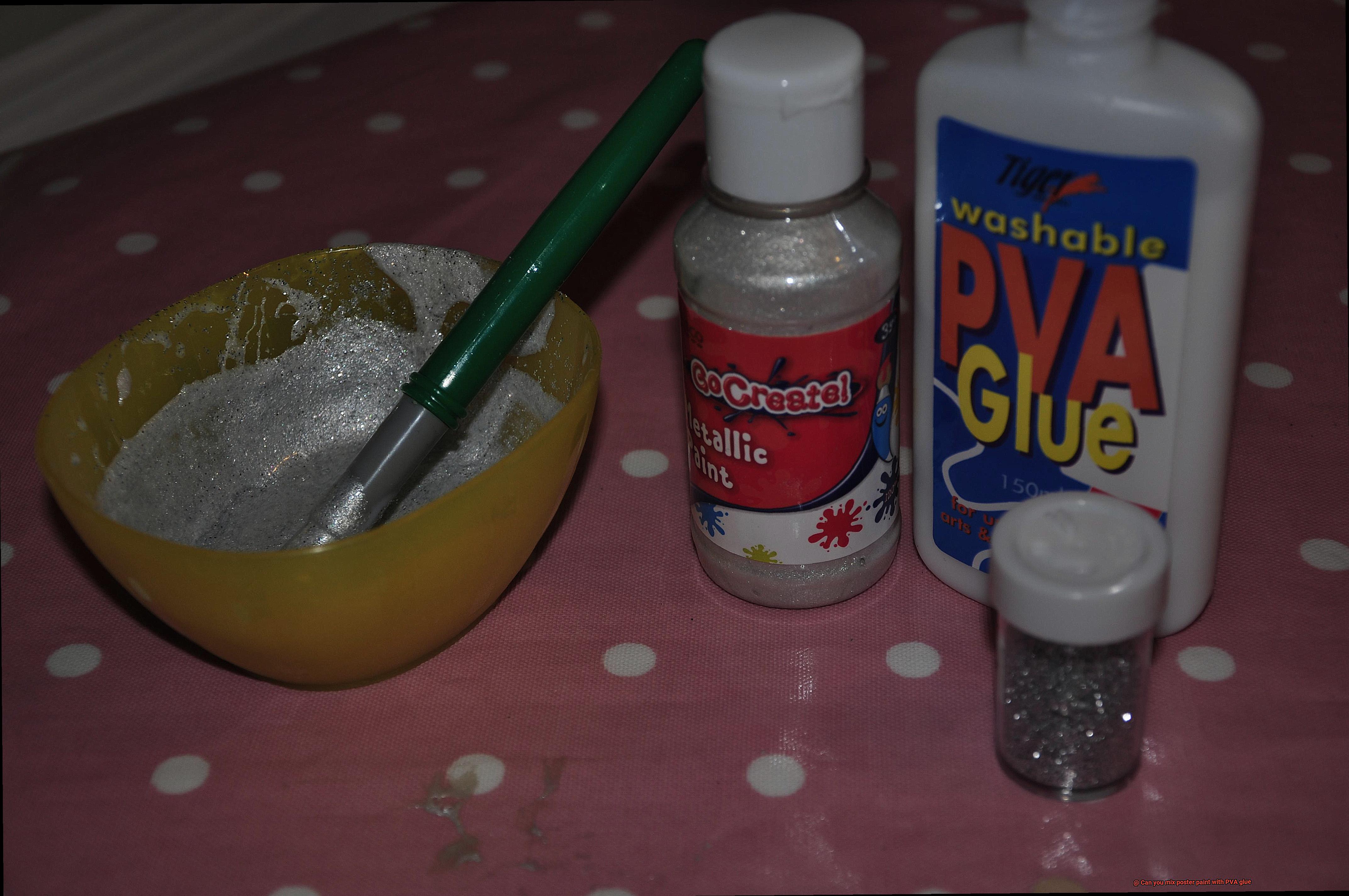 Can you mix poster paint with PVA glue-2