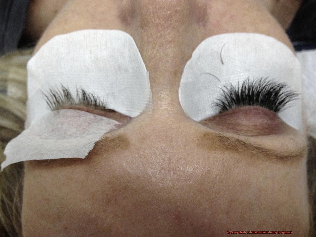 Do eyelash extensions last during pregnancy? Glue Things