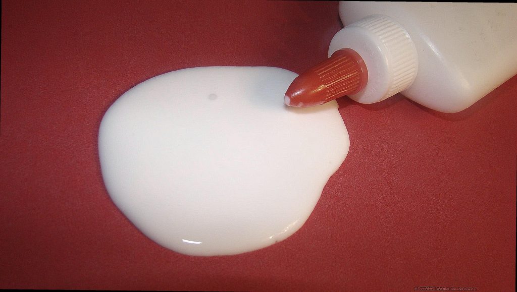 Does dried PVA glue dissolve in water? Glue Things