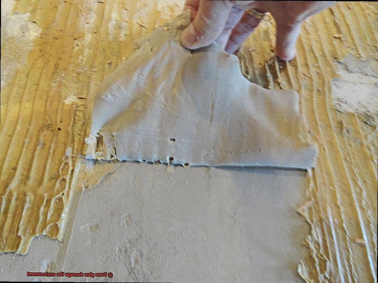 Does glue damage the environment? Glue Things