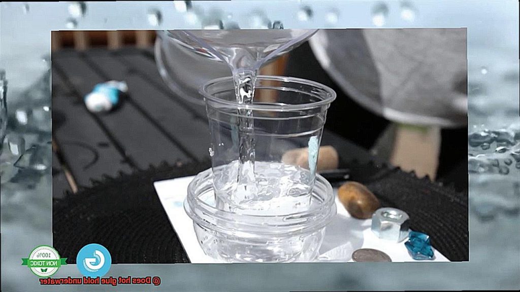 Does hot glue hold underwater? Glue Things