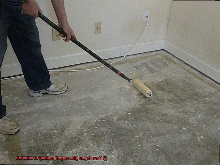 How do you glue carpet padding to concrete? Glue Things