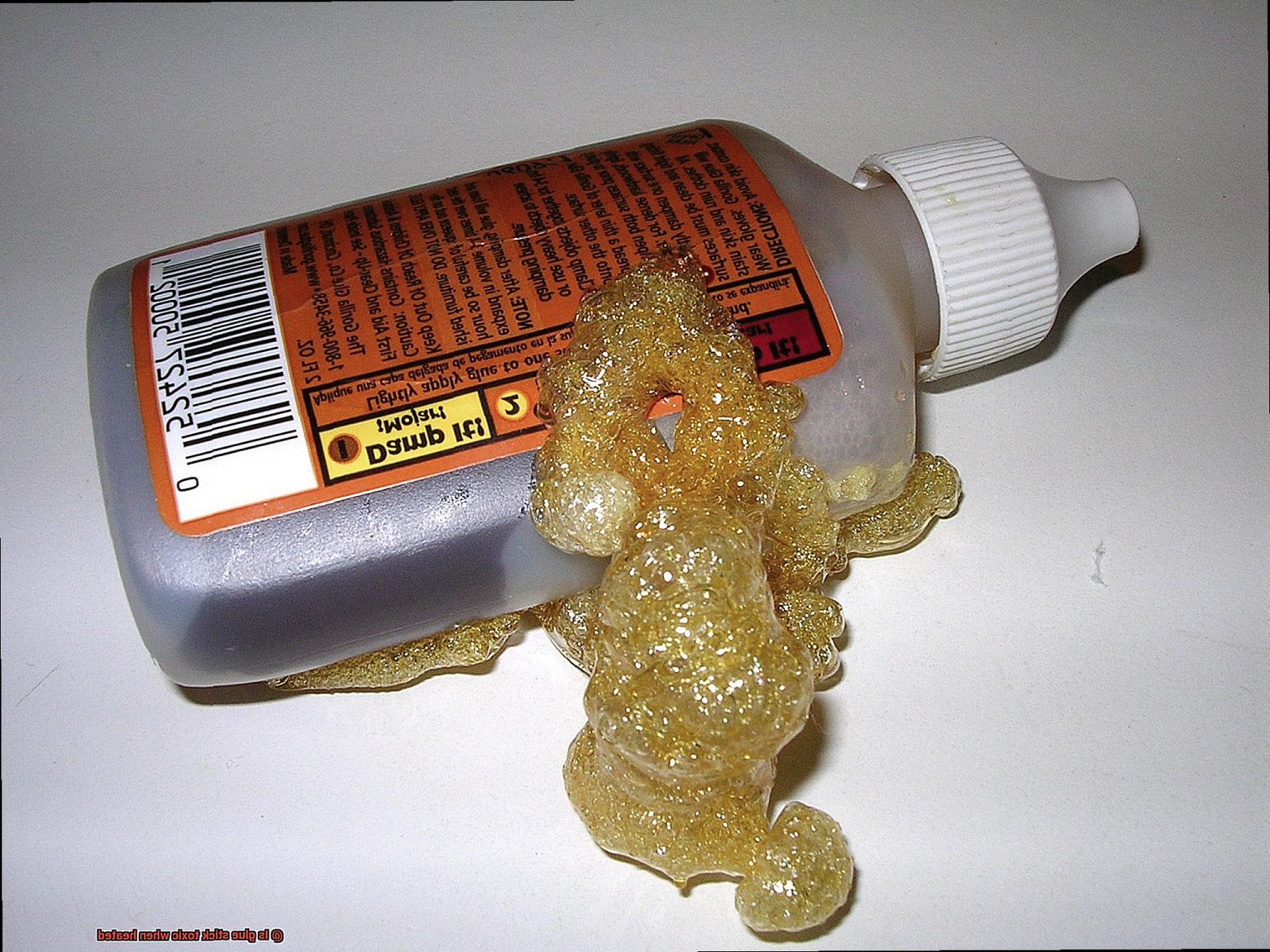 Is glue stick toxic when heated? Glue Things