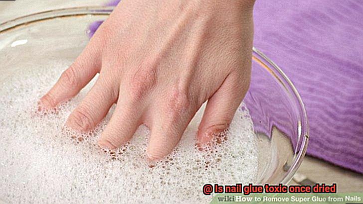 Is nail glue toxic once dried-3