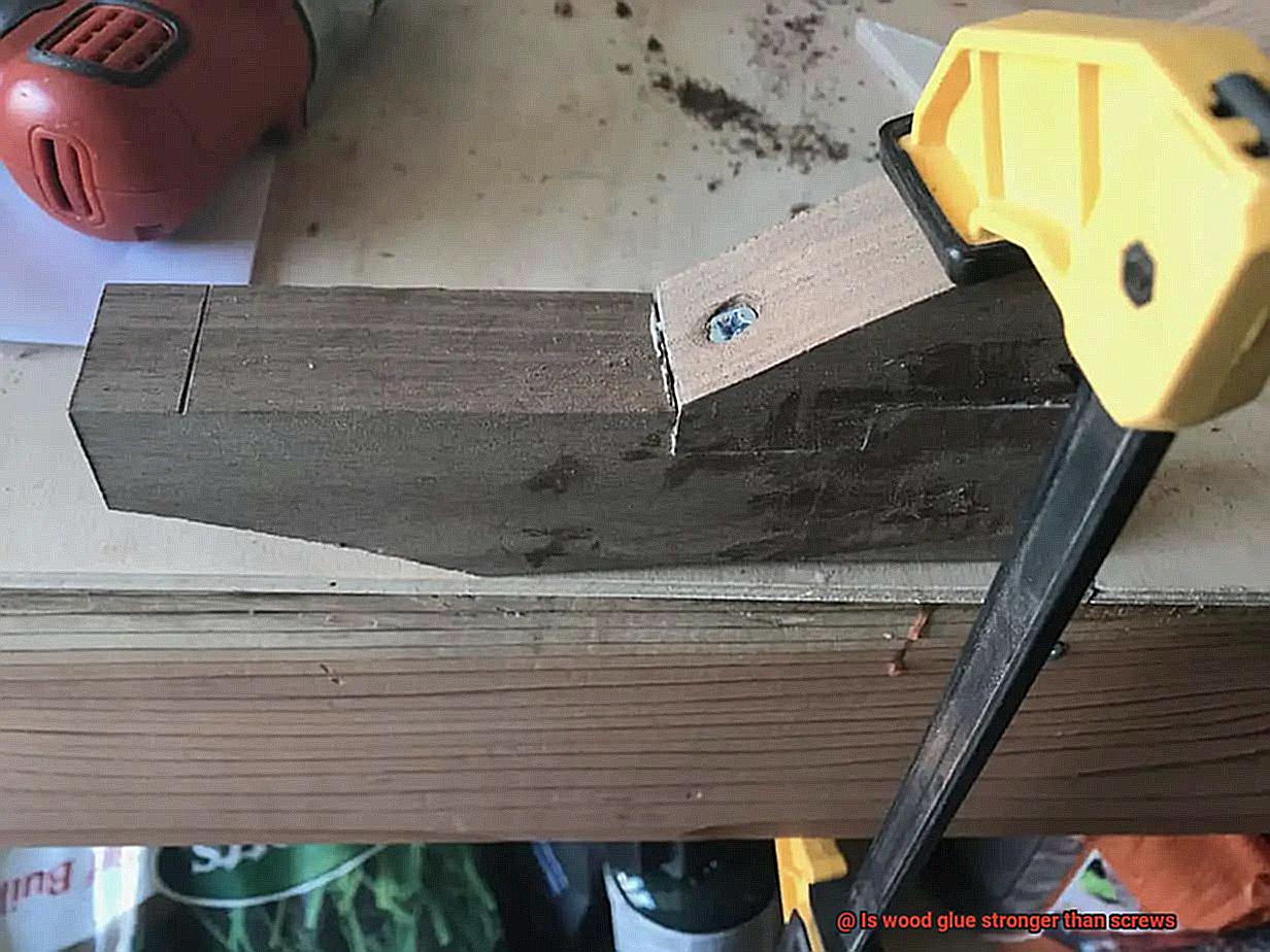 Is wood glue stronger than screws-4