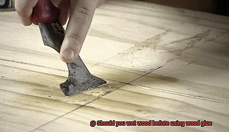Should you wet wood before using wood glue-4