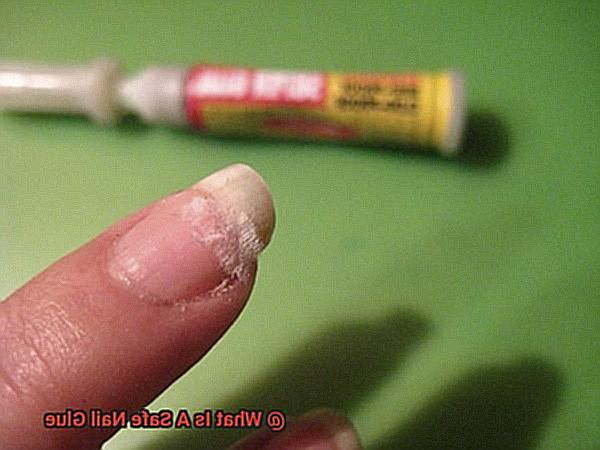 What Is A Safe Nail Glue-3