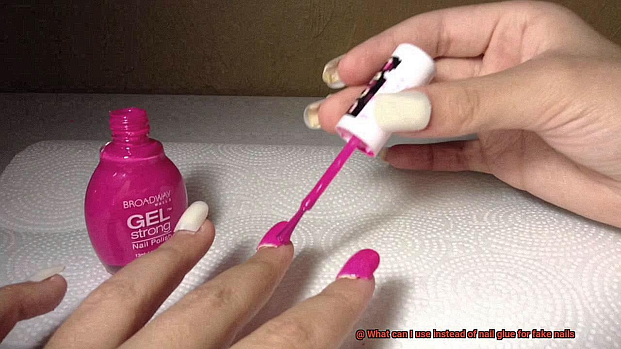 What can I use instead of nail glue for fake nails-3