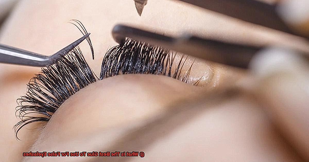 What Is The Best Glue To Use For False Eyelashes-2